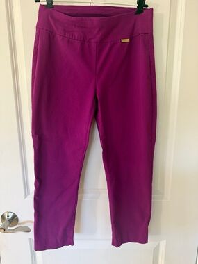 INC International Concepts Magenta Capris